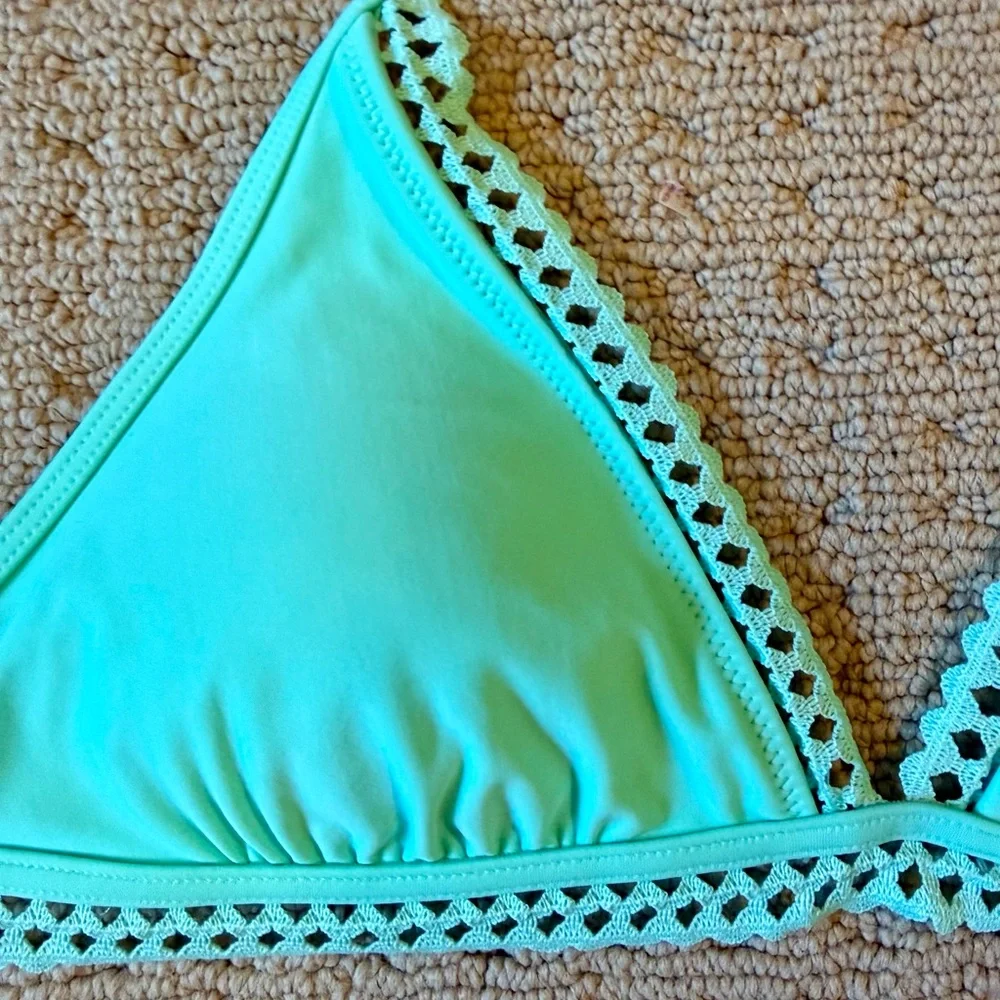 NWOT aerie Turquoise Crochet-Trim Triangle Bikini Top, Sz L